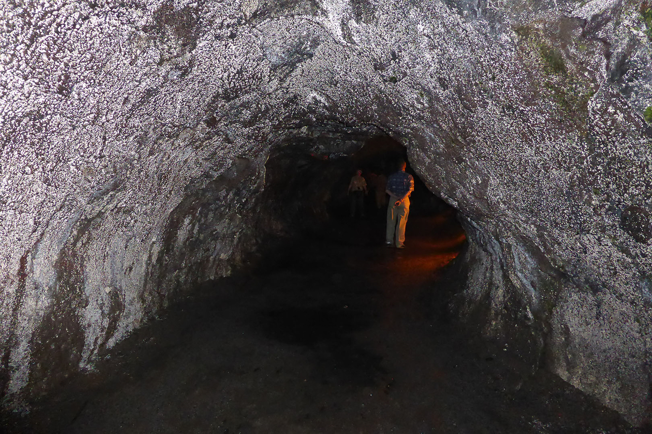 Lava tube