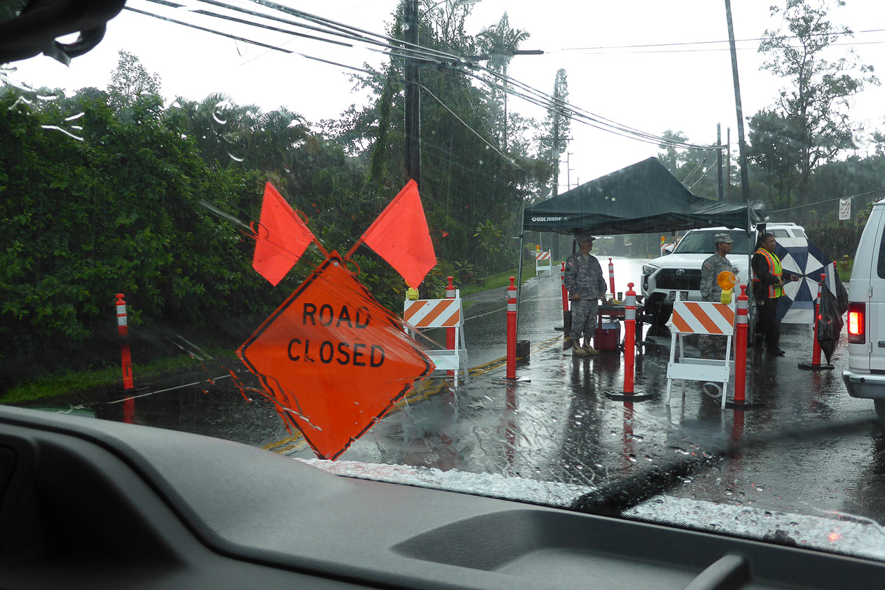 No entry to the new lava fields threatening Pahoa.