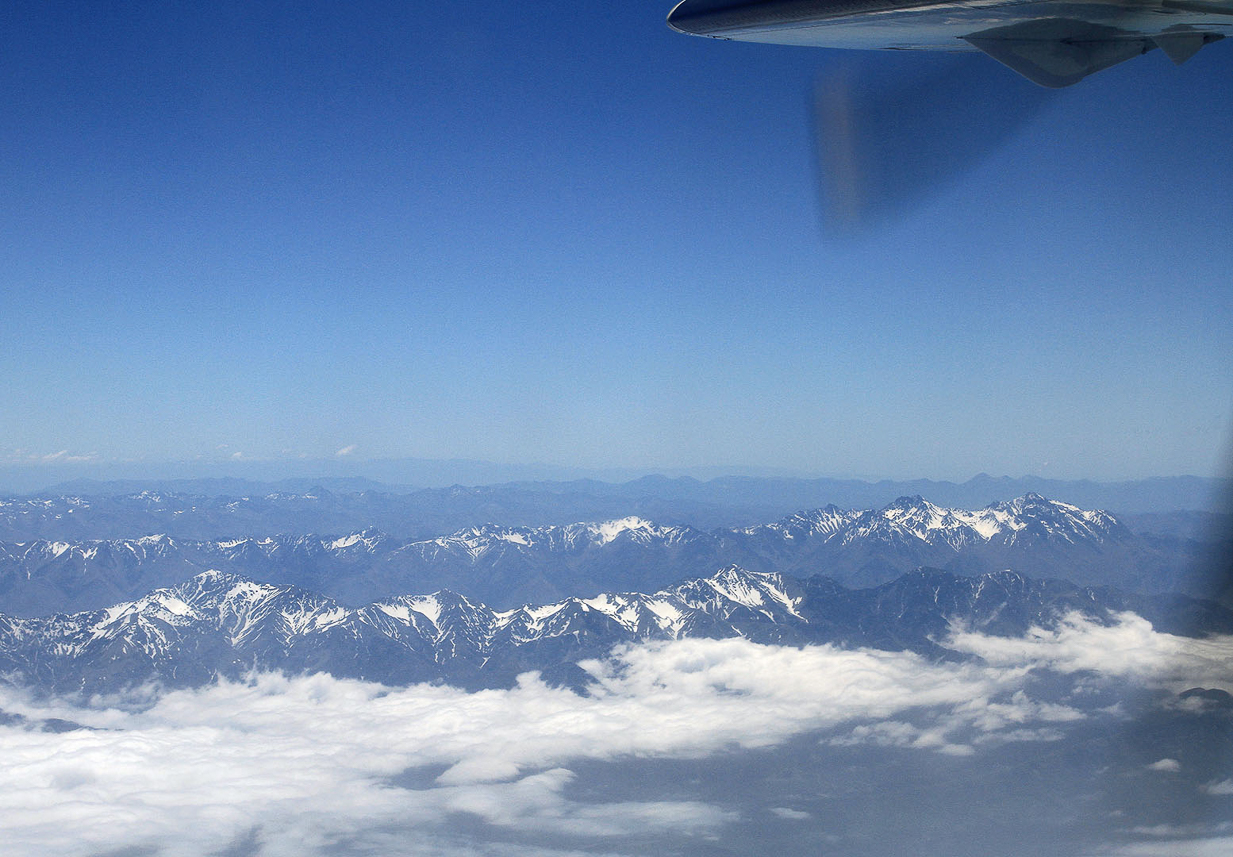 Flight to South Island (Rotorua - Christchurch). Mountains on northeastern part of the South Island