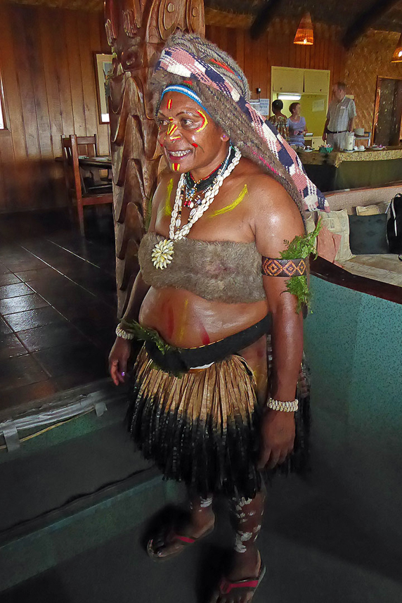 Huli woman on the Ambua lodge