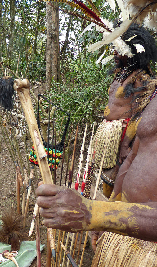 Secret wallet (hiding money in a bone of cassowary