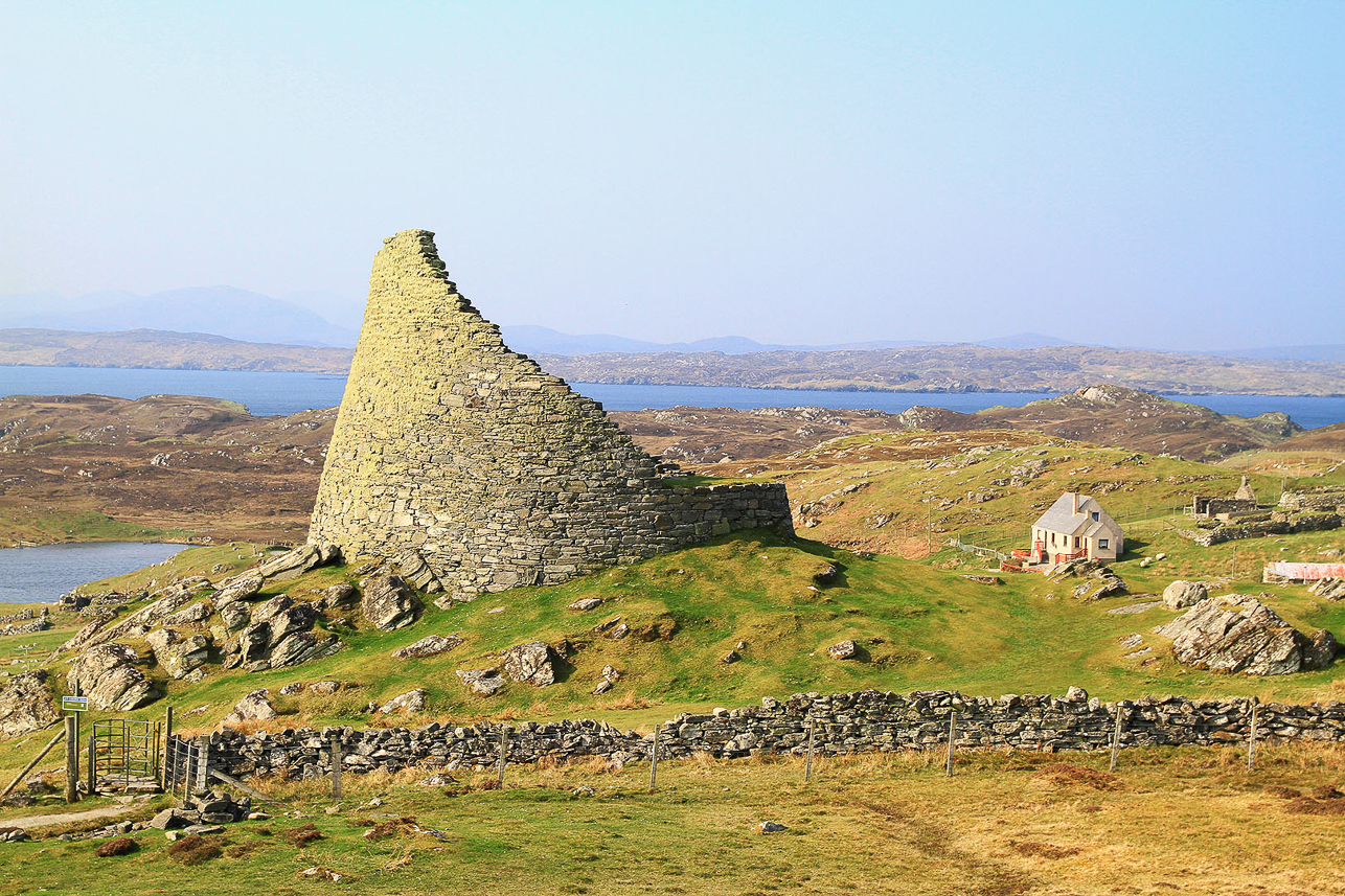 Broch  (dry-stone towers belonging to the local chieftains  around 500 BC) at  Dùn Chàrlabhaigh on Lewis