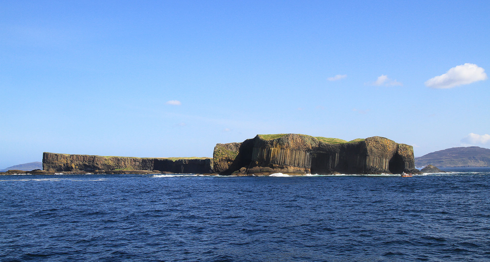 Arriving at Staffa