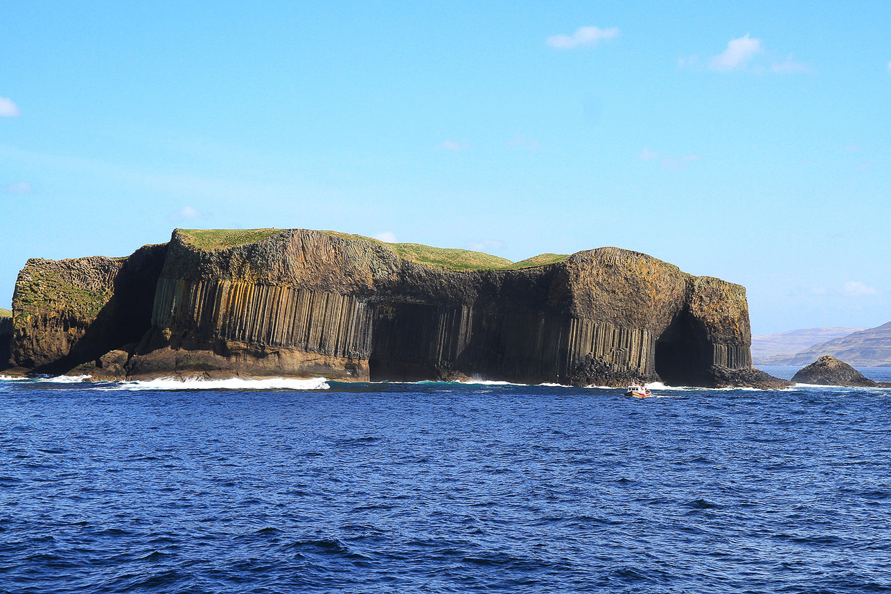 Staffa, Fingal's cave to the right