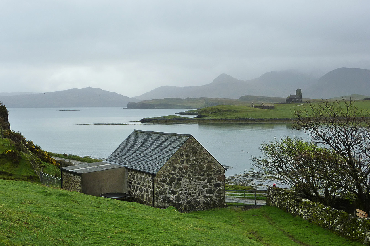 View from Canna with the chapel in front and the old catholic church at the back