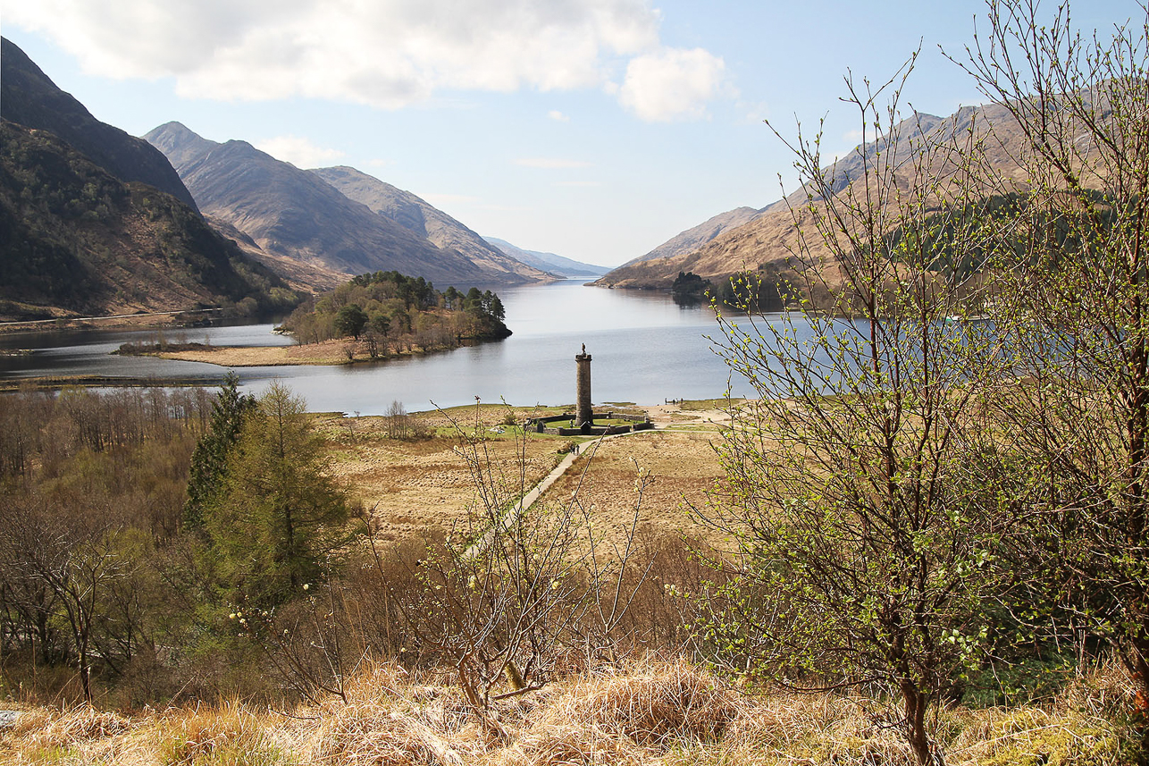 Glenfinnan momument and Loch Shiel