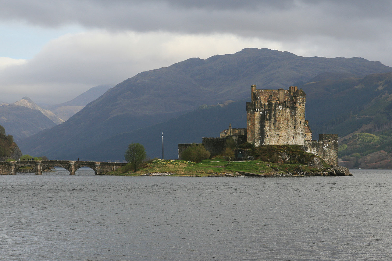 Eilean Donan Castle in dull weather