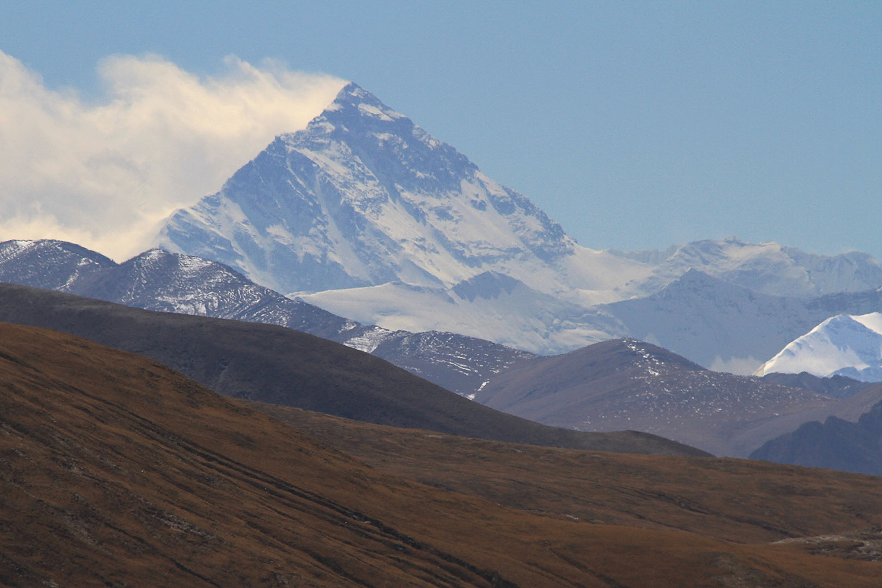 First sight of Mt Everest, 90 km away.