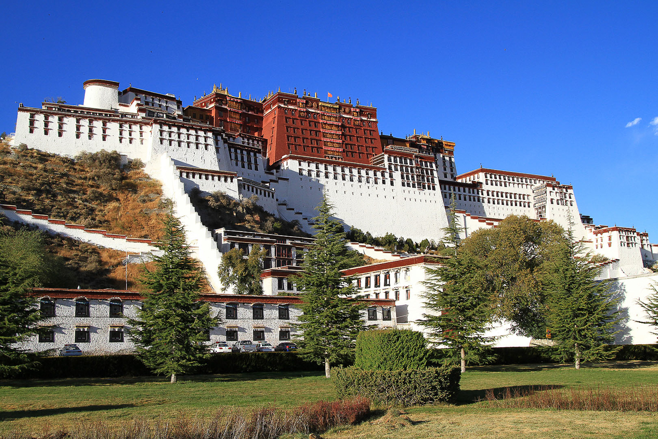 Potala Palace from southwest.