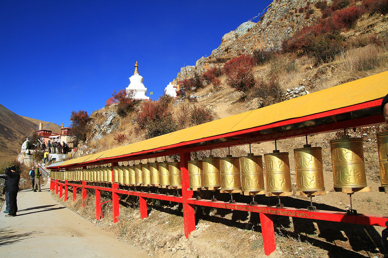 Prayer wheels at the Drak Yerpa monastery at 4500 m.