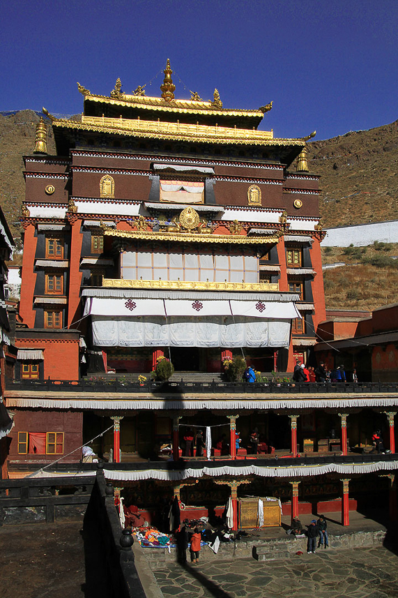 Tashilhunpo Monastery in Shigatse, founded by the first Dalai Lama in 1447, and expanded by successive Panchen Lamas.