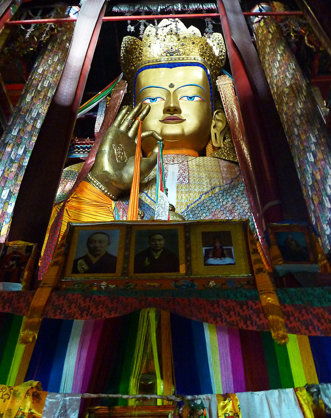 Big golden statue of Buddha, Tashilhunpo monastery.