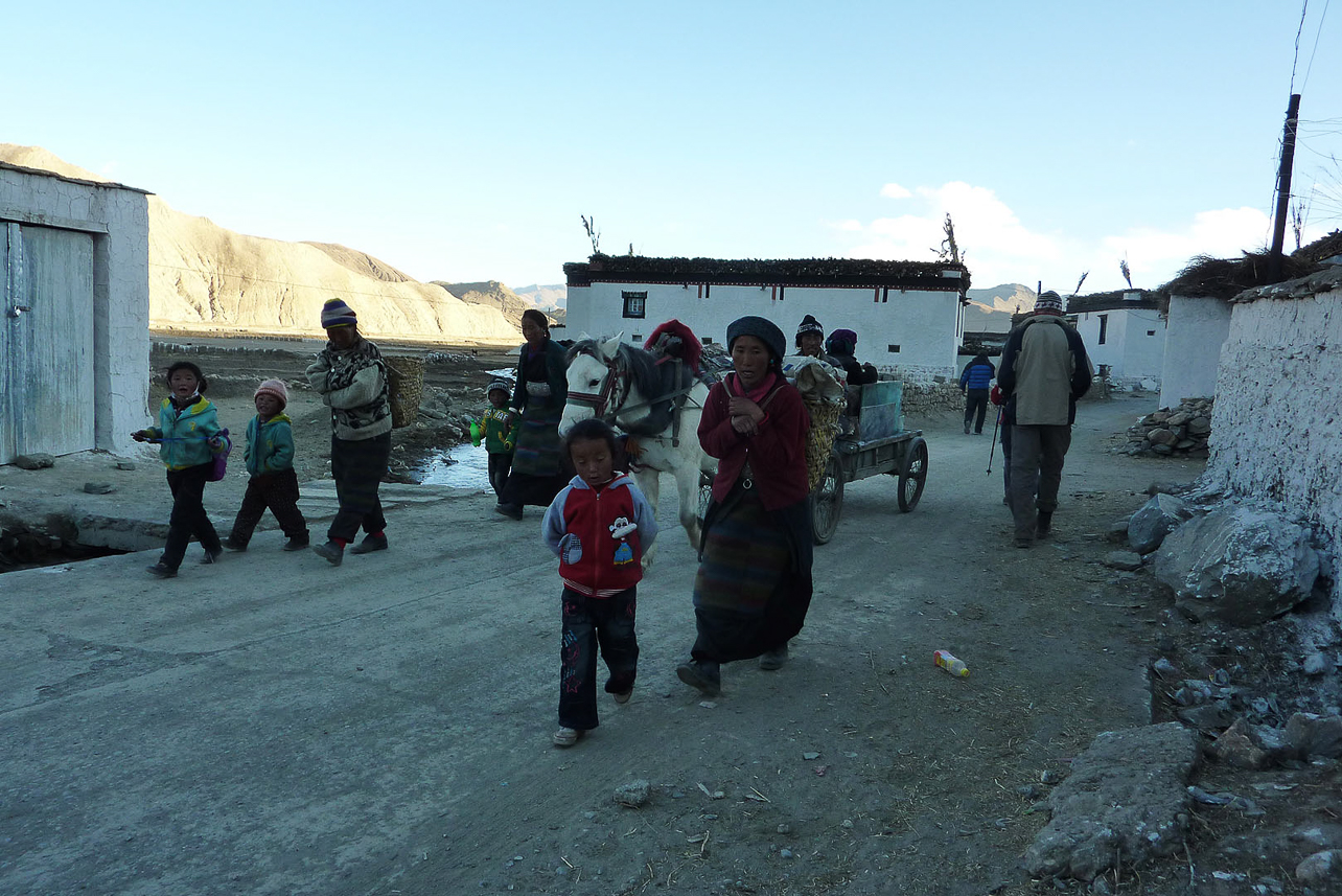 Meeting the people in the evening, on our way back.