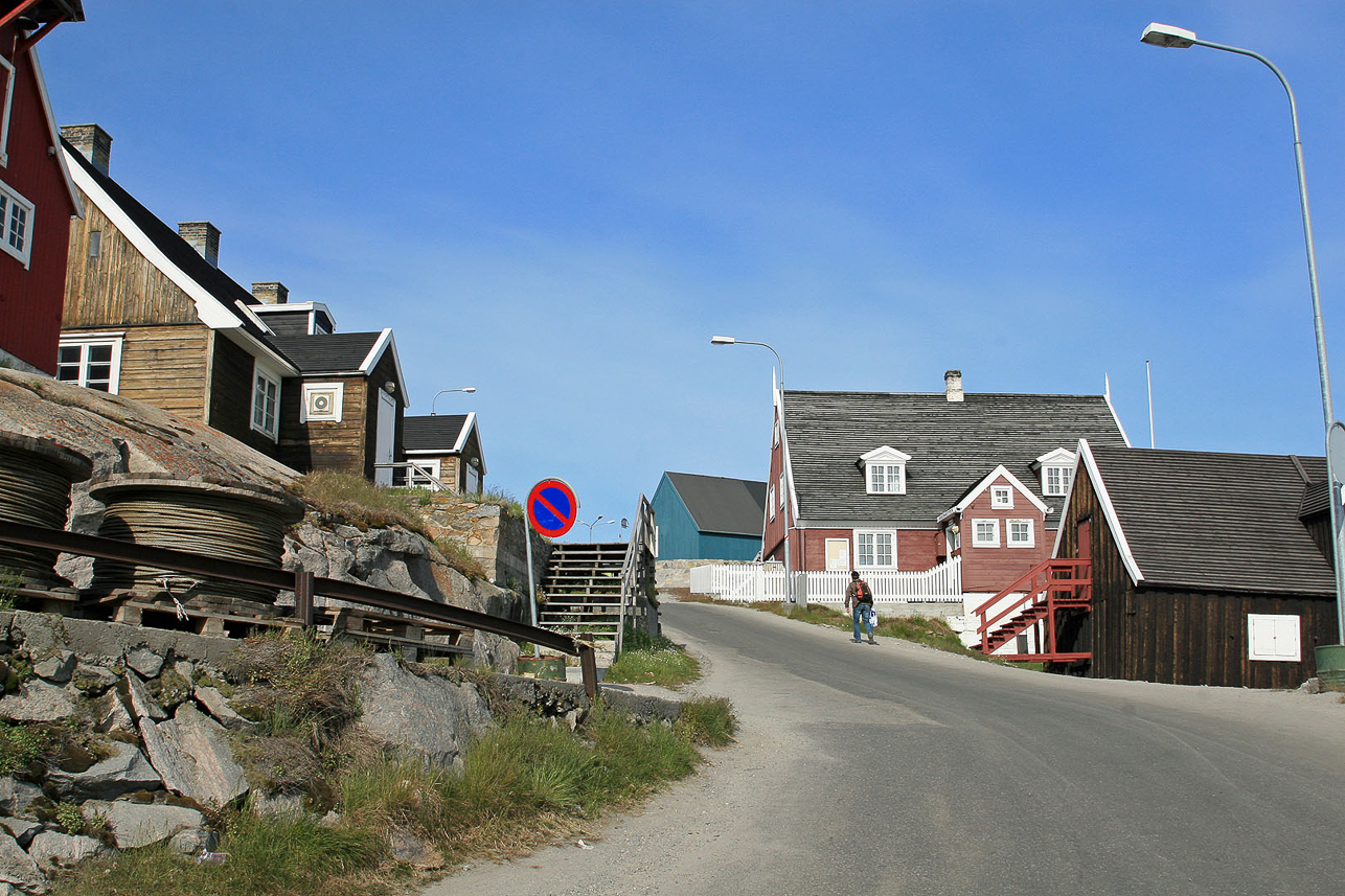 Ilulissats (Jakobshavns) gamla träbebyggelse från holländare och danskar