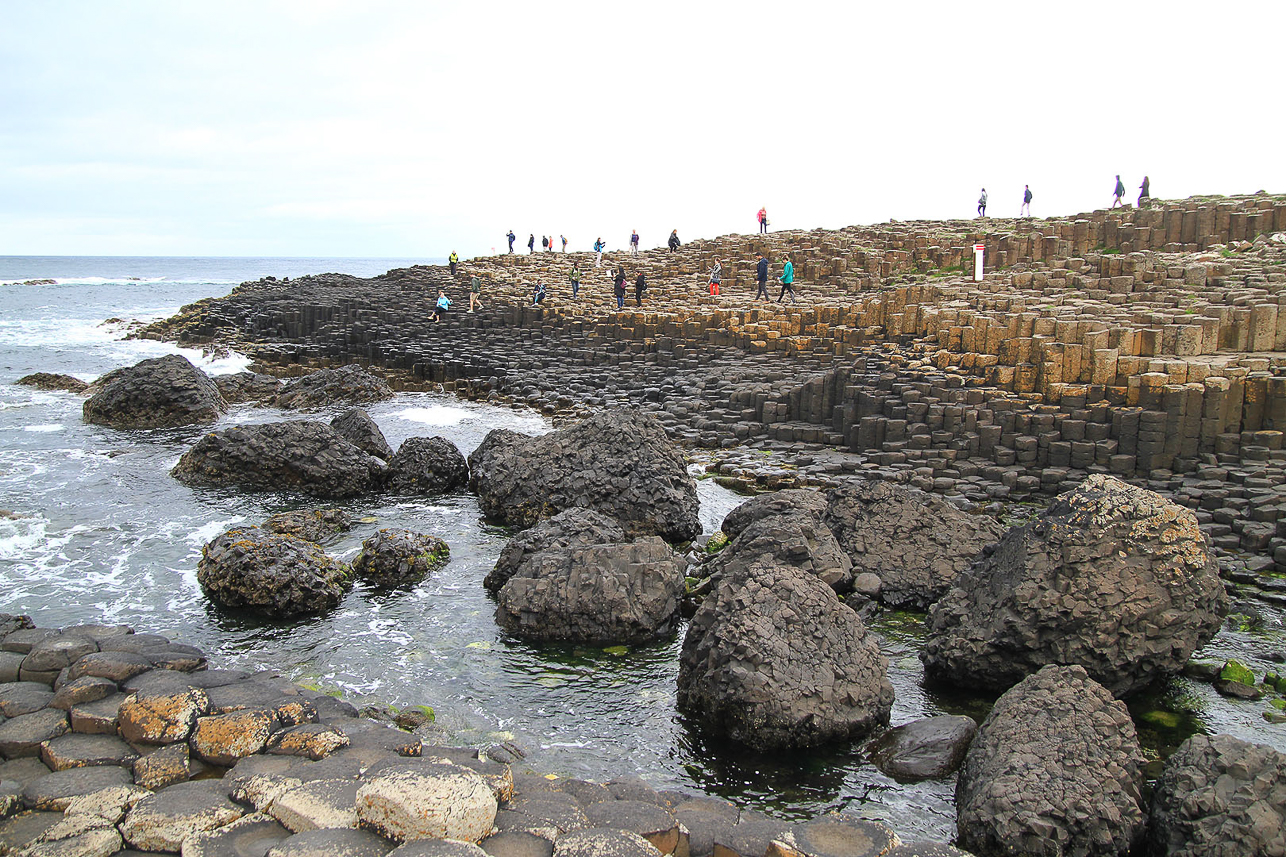 Giant's Causeway (similar structures on Staffa in the Hebrides, Scotland),<br />a legend about giants is associated with the geological formation