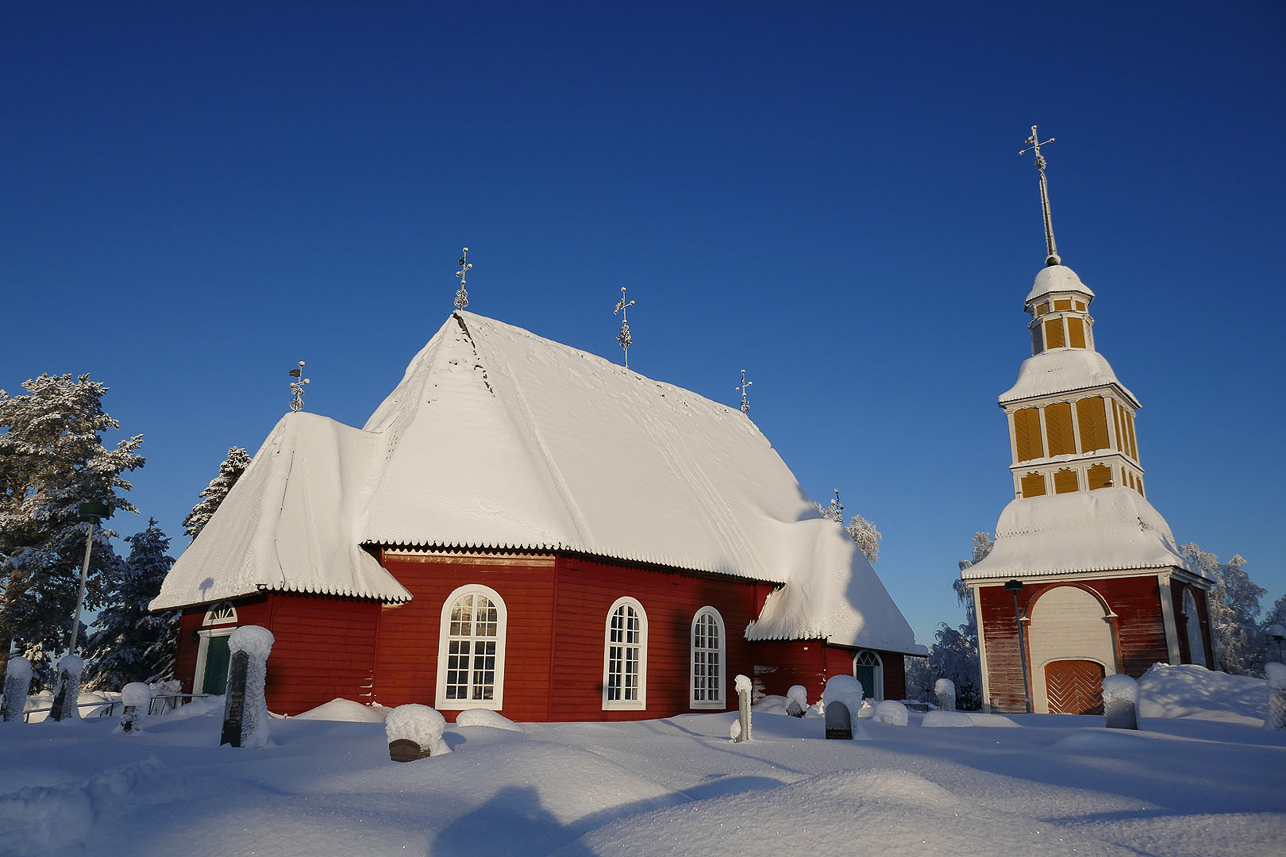 Hedenäset (Hietaniemi) Church at Torne river