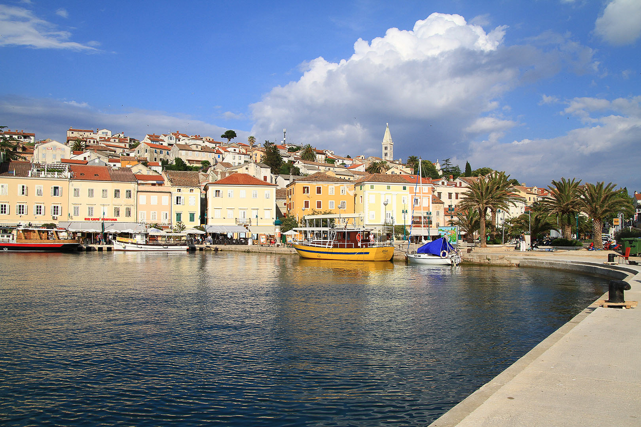 Harbour of Mali Losinj, a lot of work going on to get it expanded at the right hand side.