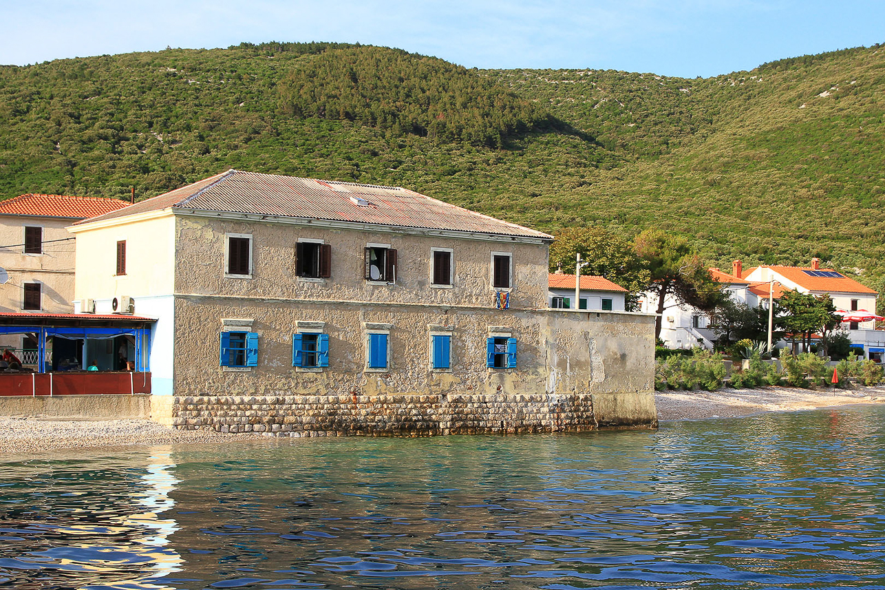 Martinscica harbour.