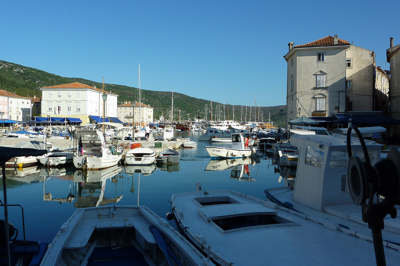 Inner harbour of Cres.