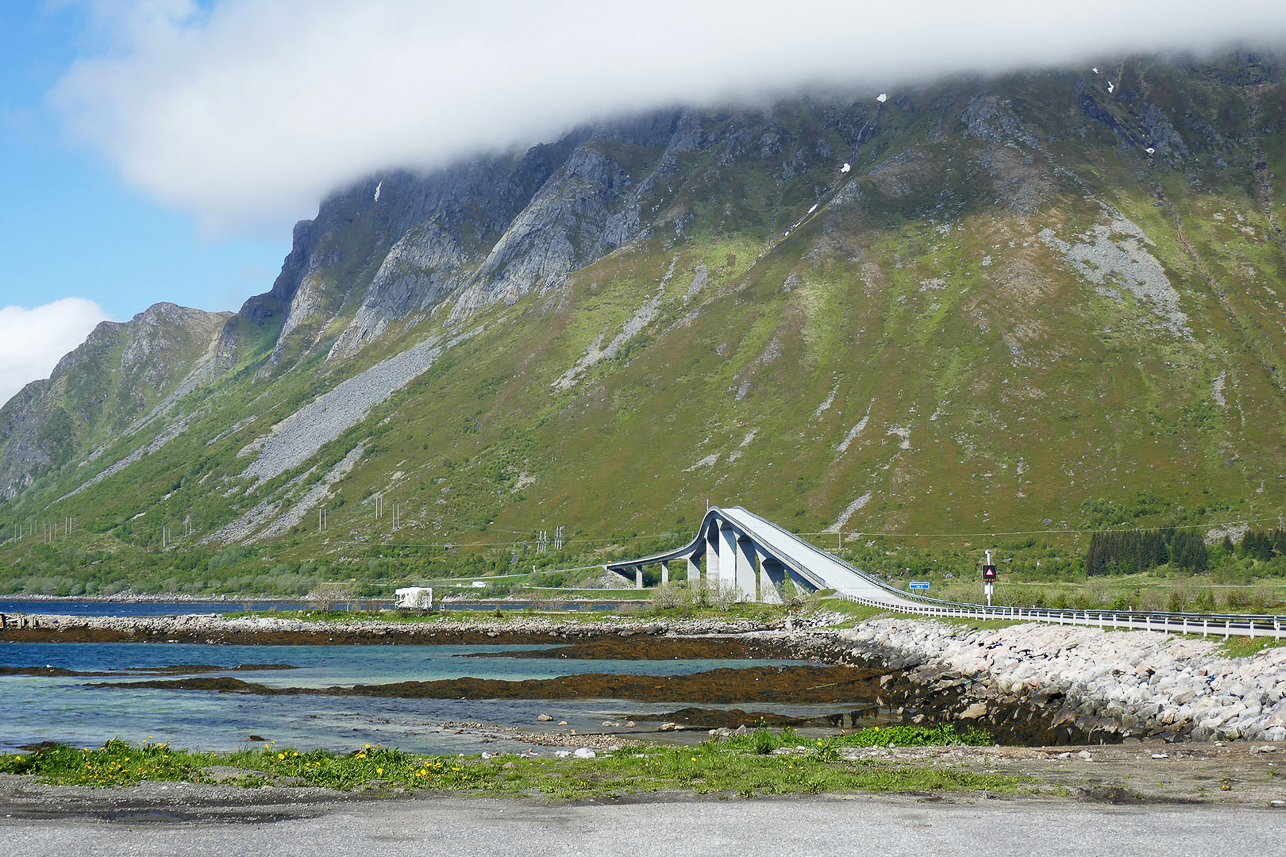 Bridge to Vestvågöya