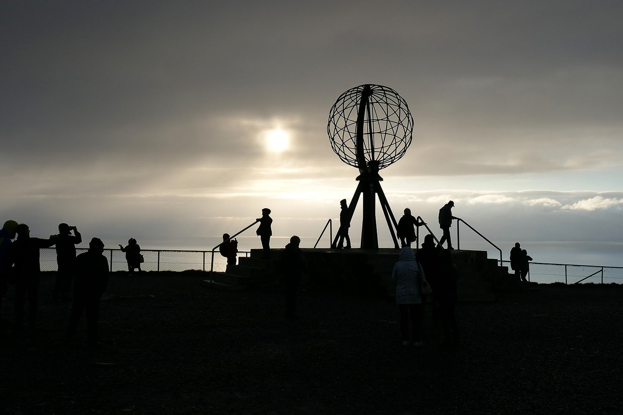 The Globe, unfortunately only partly sunny