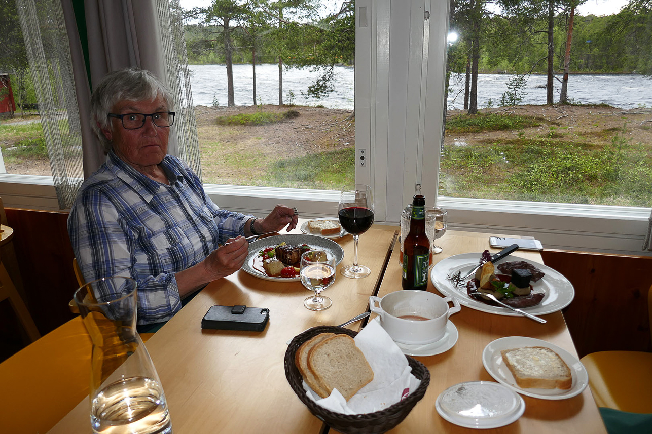 Excellent arctic food at the hotel close to Juutuanjoki