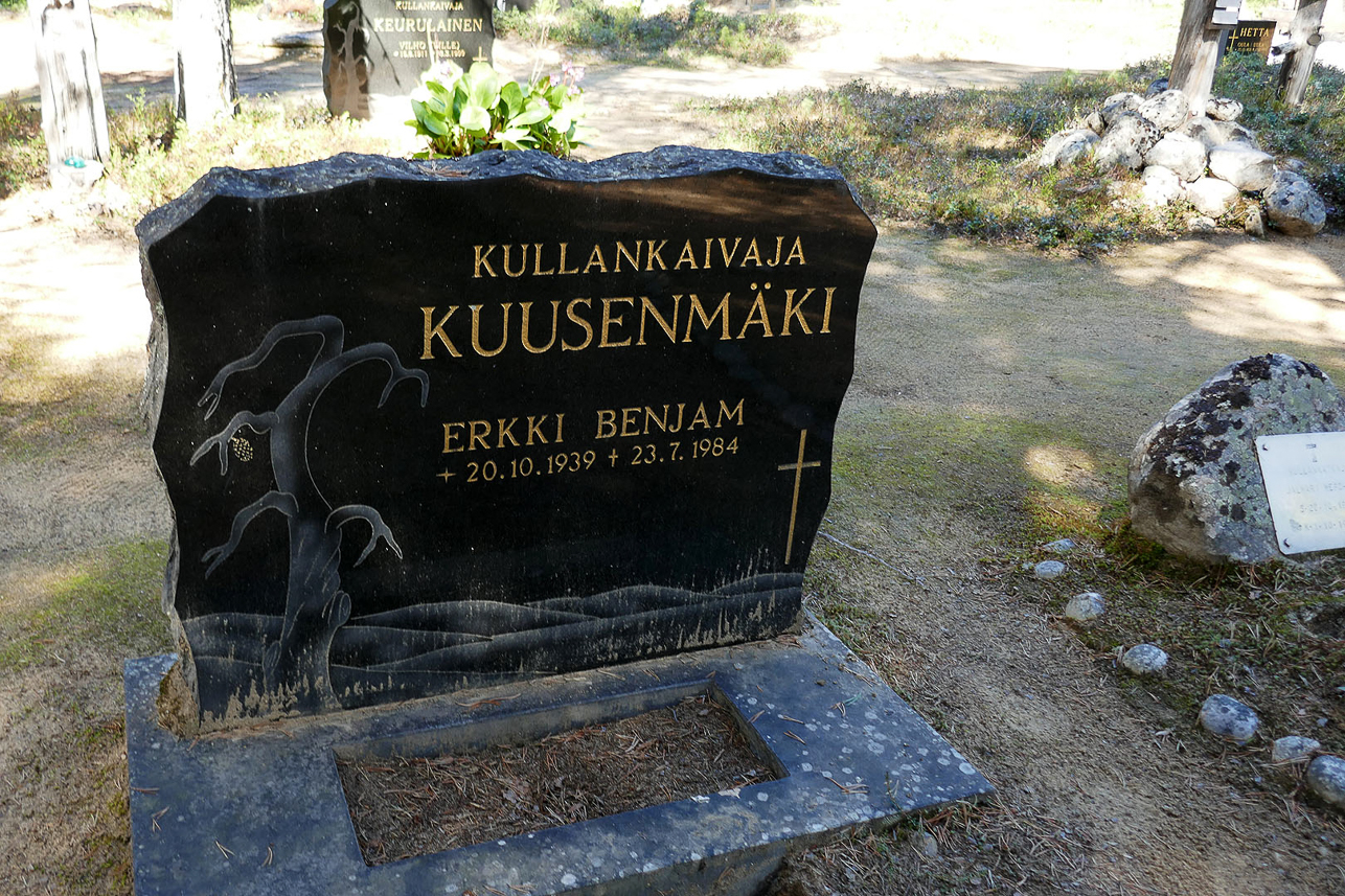 The graveyard in Inari. A lot of gold miners are buried here.