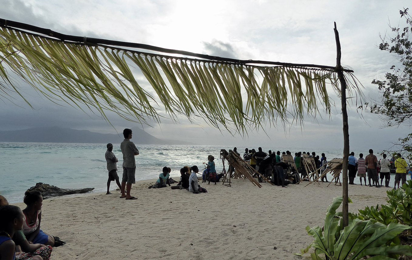 Gathering at the cape of Ra, windy