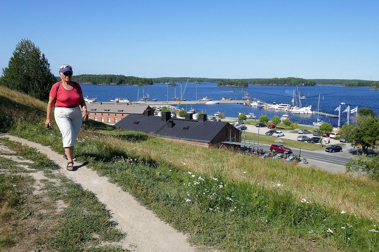 A walk on the hills in Villmansrand (Lappeenranta)