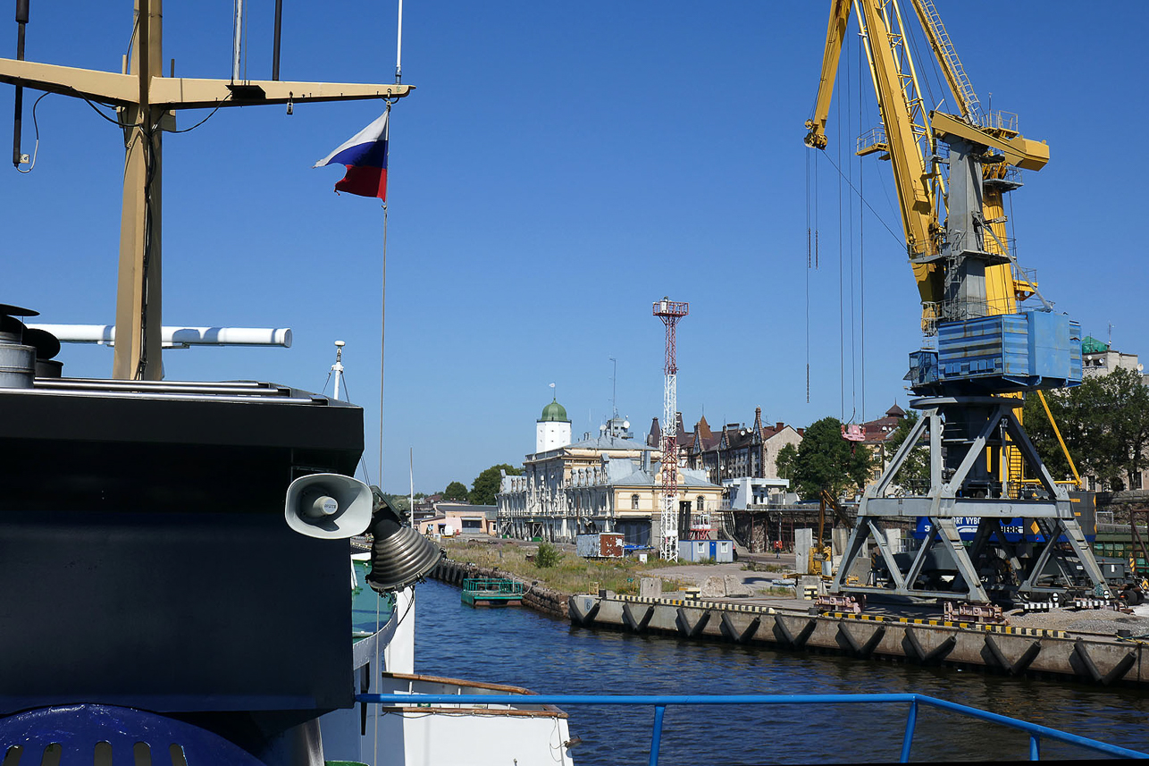 Arriving at Vyborg, the castle is seen