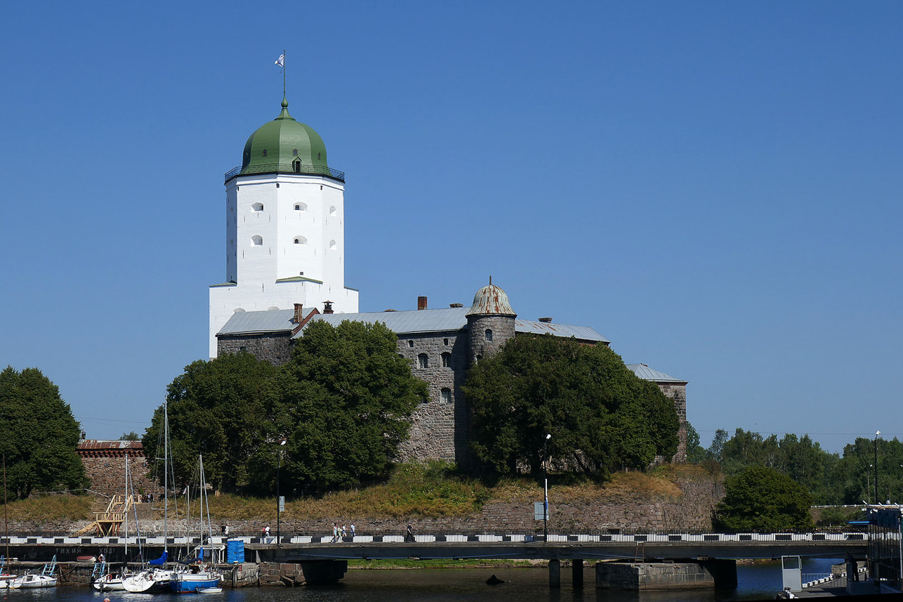 Vyborg nice castle, from the Swedish time (construction started 1293)