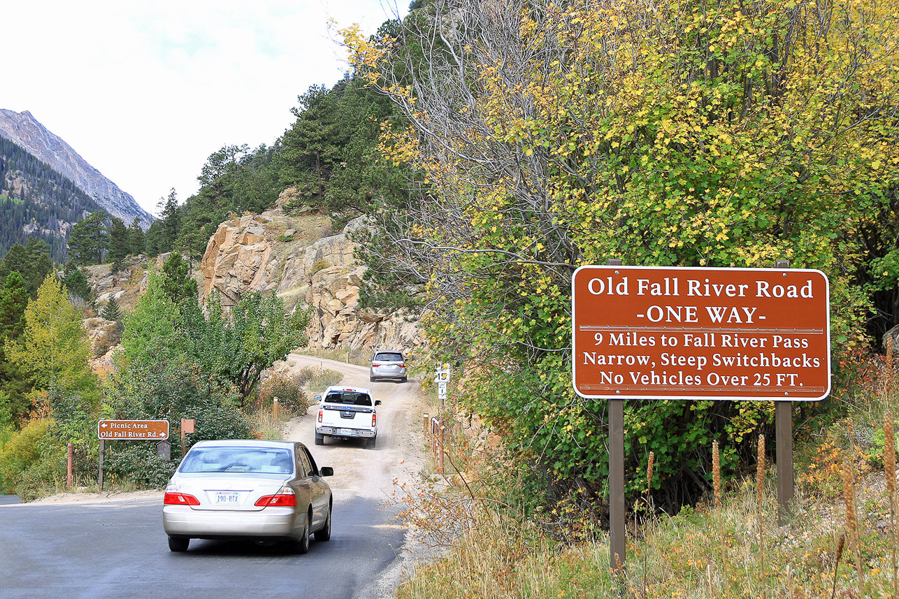 Old Fall River Road to the Alpine Visitor center