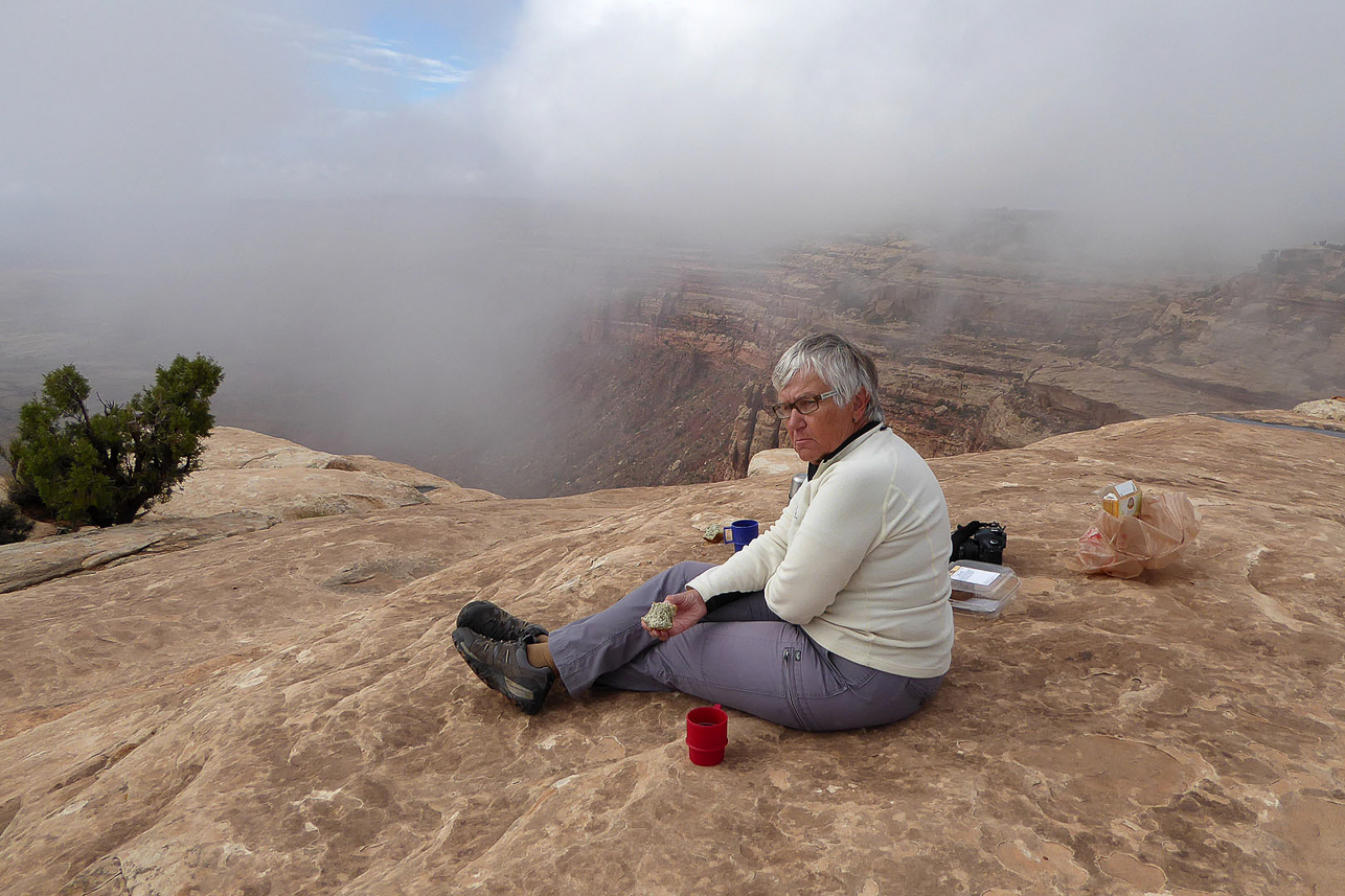 Coffee break with no view in the mist