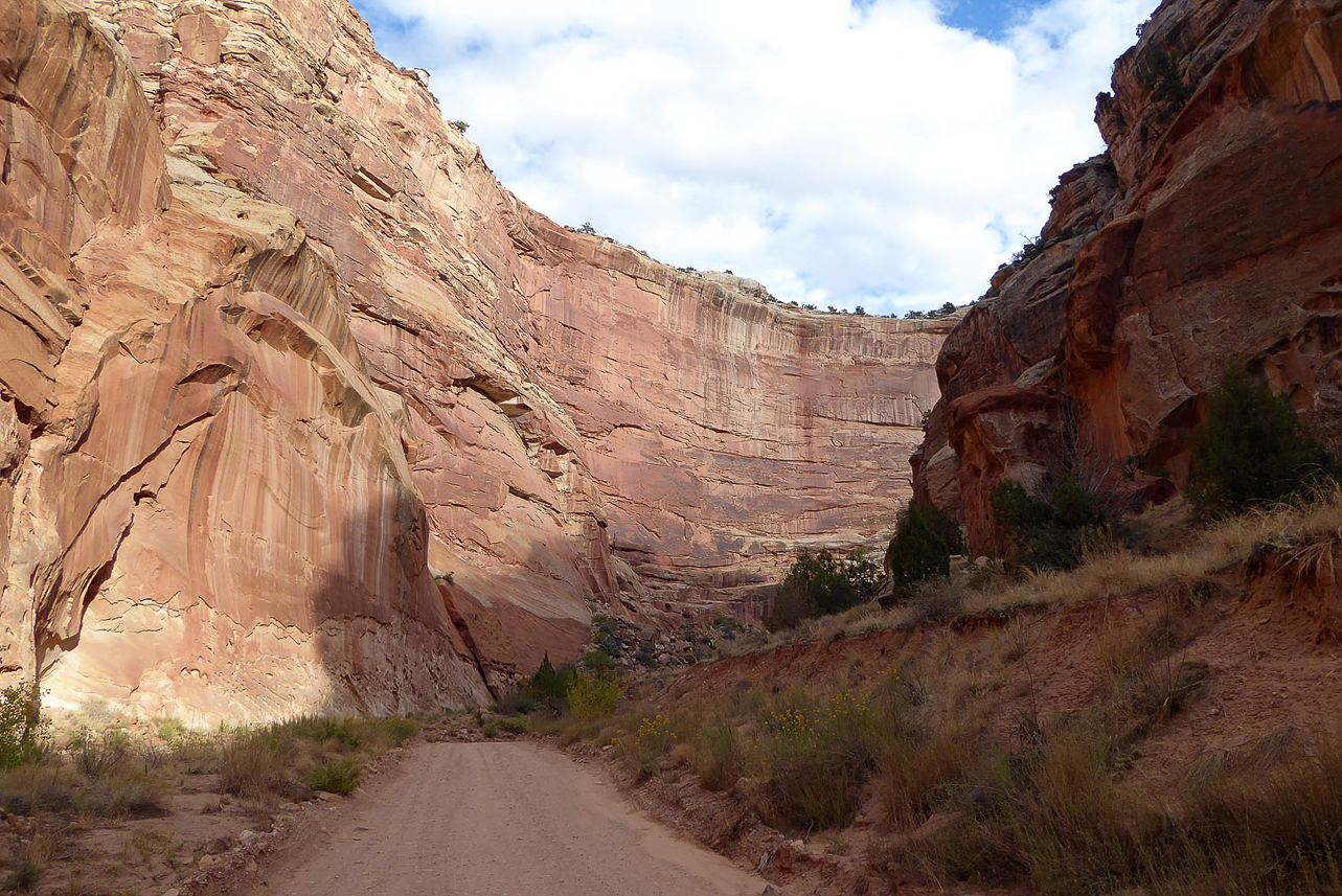 Capitol Reef national park, with narrow gorges