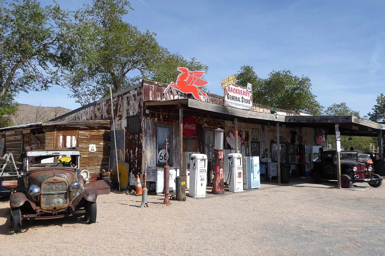 Route 66 at Hackberry (old memories of the past, and now also Chuck Berry passed away in March 2017)